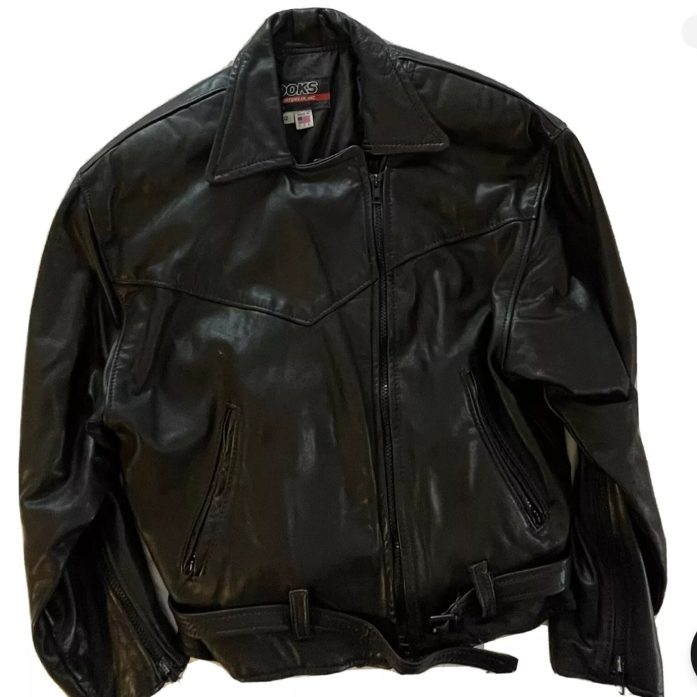 Usa Made Brooks Ladies BLACK leather motorcycle jacket SIZE 12 Belted Very Good+
